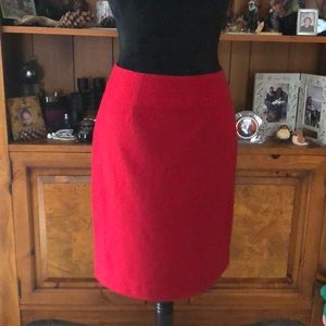 Gorgeous fully lined wool blend skirt